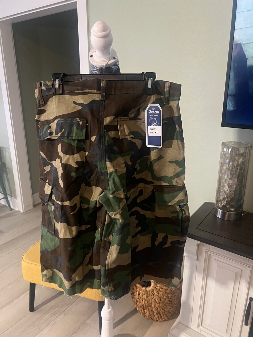 Amazon Women's Camo Cargo Shorts - Green Brown Woodland - Picture 2 of 6